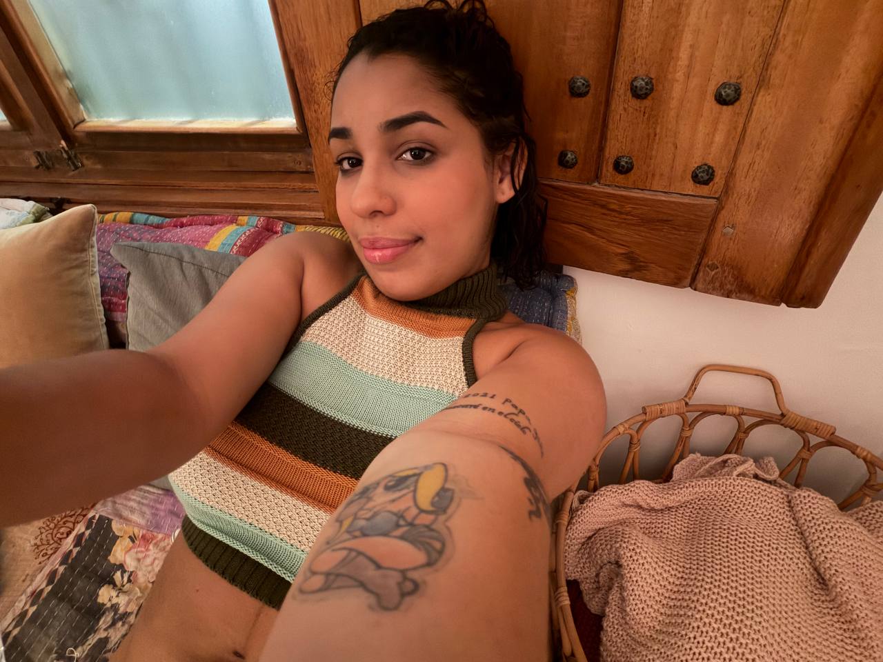 Aleska — casual